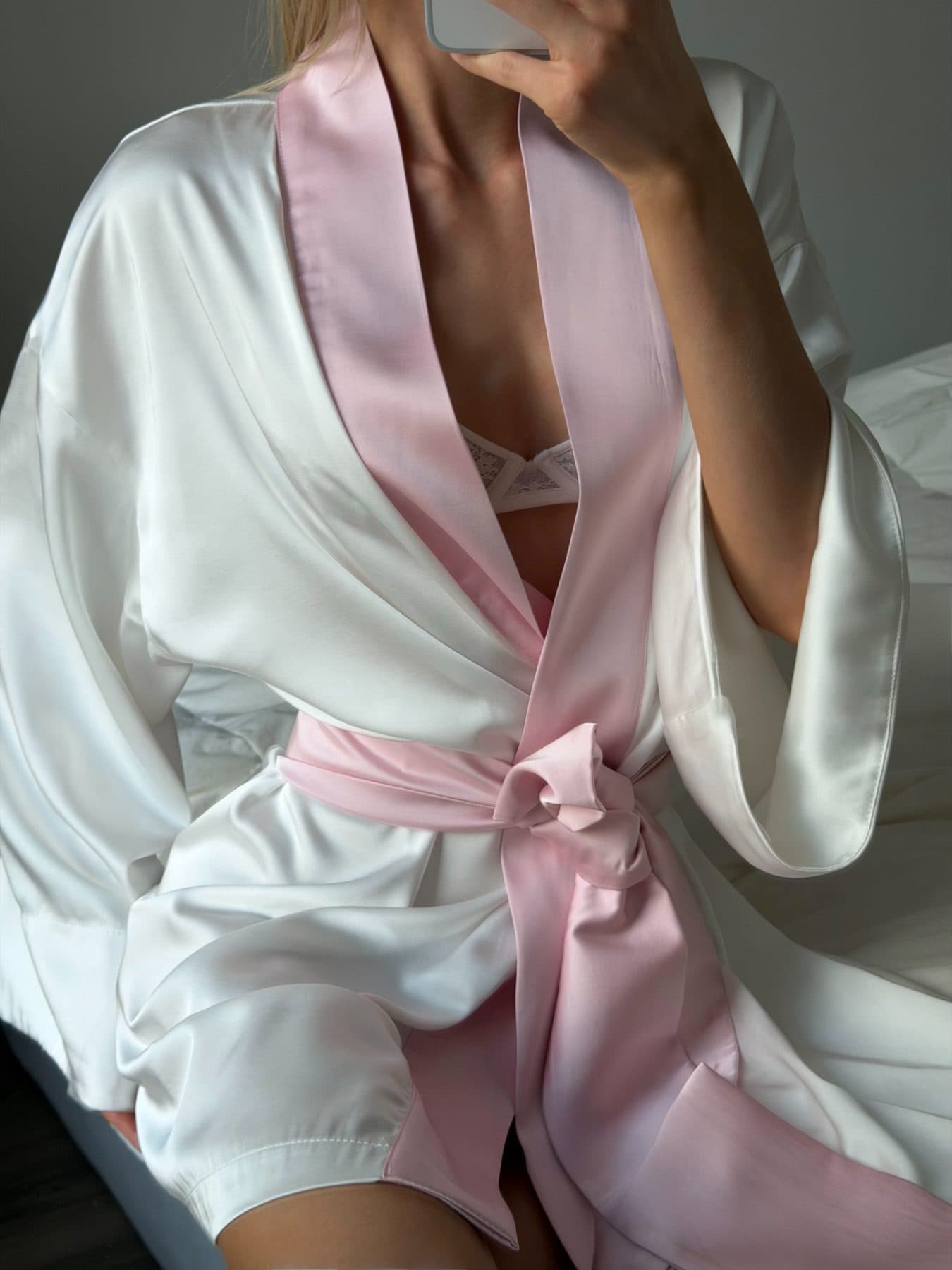 KIMONO BLAIR WHITE ROSE