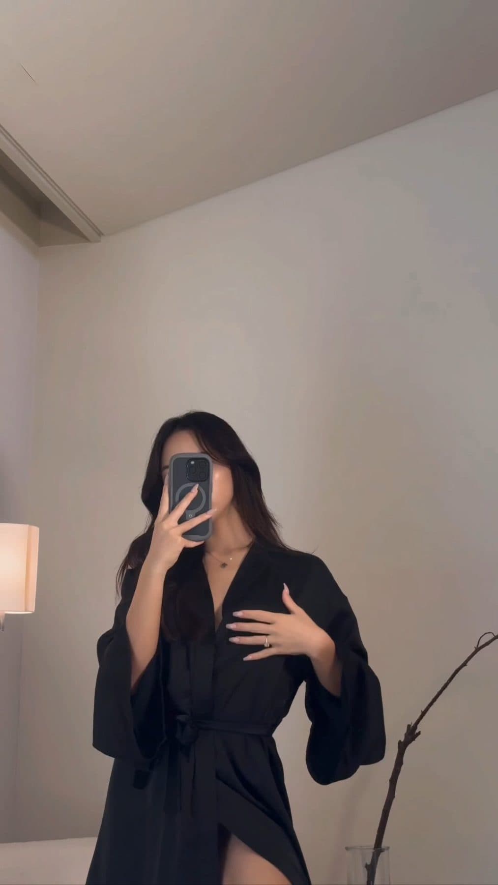 ROBE GLOSSY BLACK