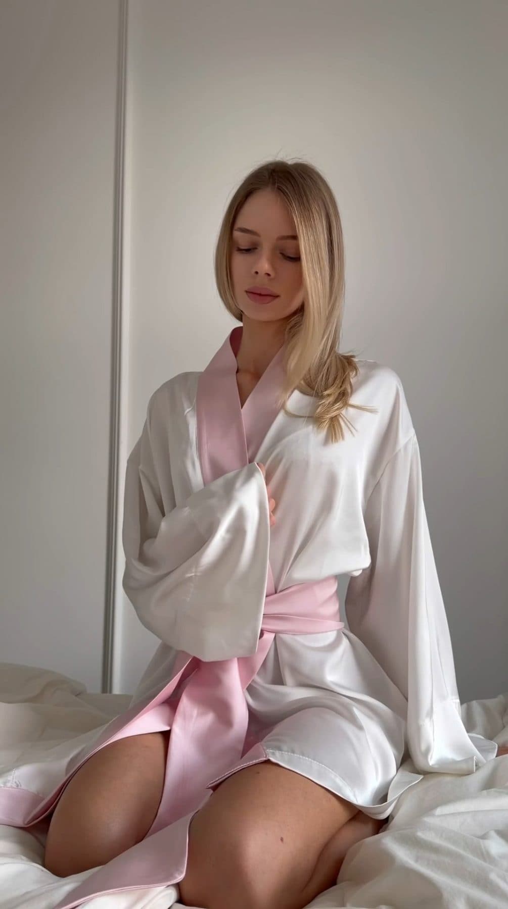 KIMONO BLAIR WHITE ROSE